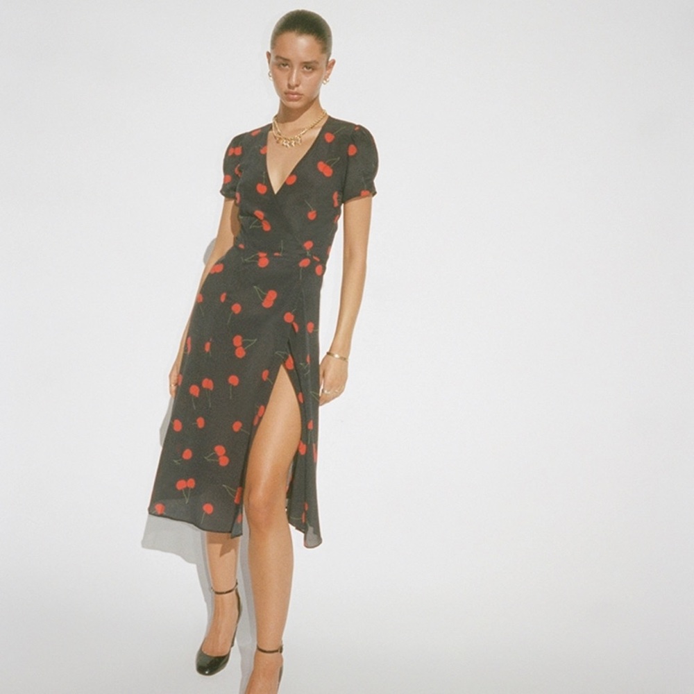 NWOT realisation par wild cherry wrap dress xs.